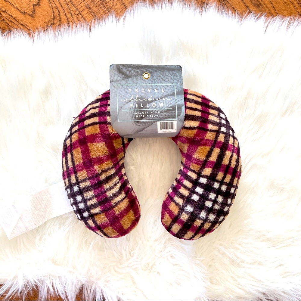Travel Neck Pillow in Tartan Pattern